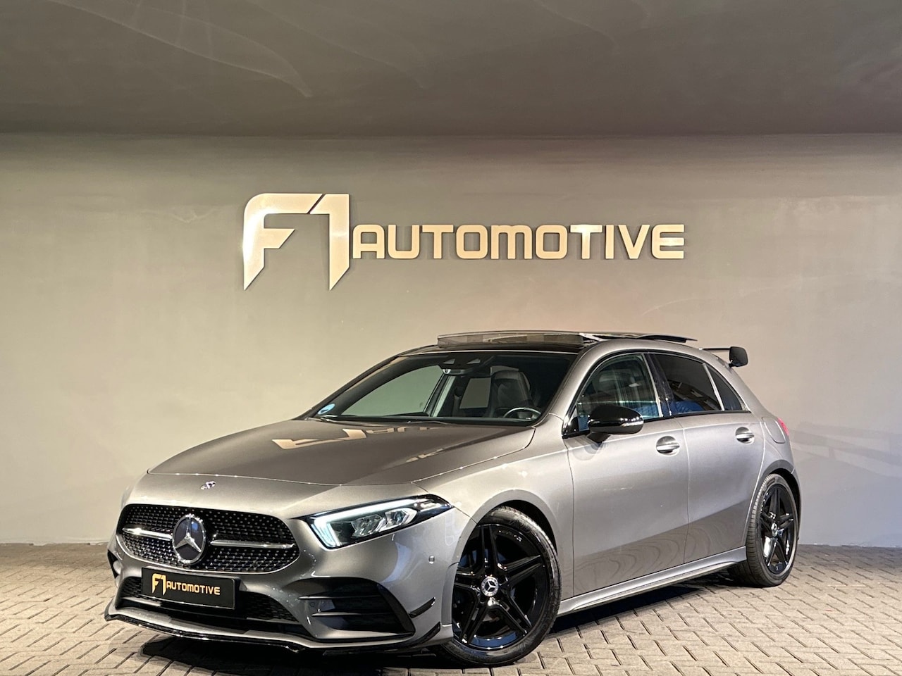 Mercedes-Benz A-klasse - 200 AMG Pano|Night|Sfeer|Burm|A35 Pack - AutoWereld.nl