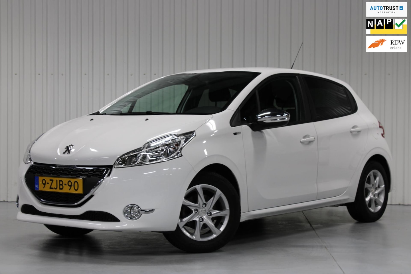 Peugeot 208 - 1.2 PureTech Style Pack 1.2 PureTech Style Pack - AutoWereld.nl