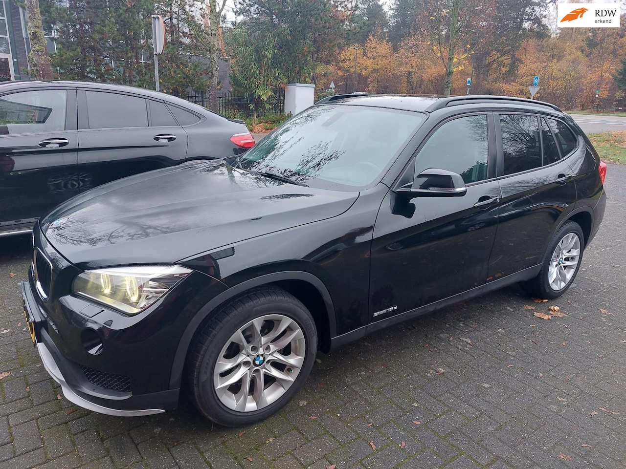 BMW X1 - SDrive16d Executive / Auto goed werkt en goed rijdt - AutoWereld.nl