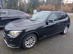 BMW X1 - SDrive16d Executive / Auto goed werkt en goed rijdt