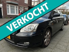 Toyota Avensis Wagon - 2.4 VVTi Executive AUTOMAAT Clima Cruise Leer StoelVerwarming