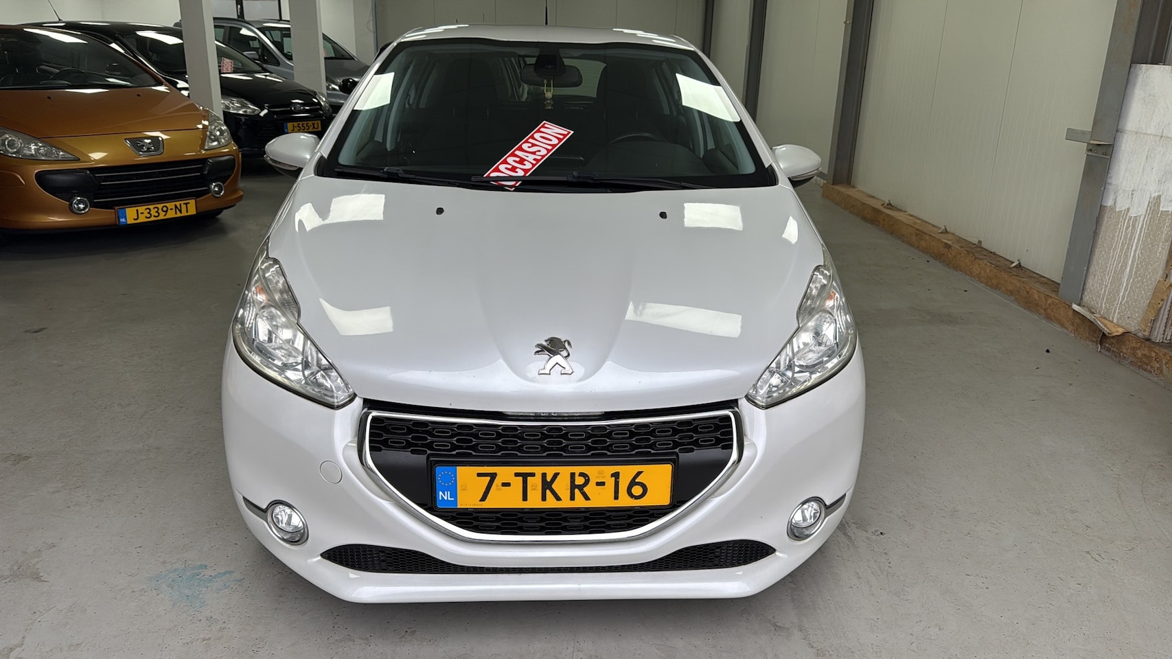 Peugeot 208 - 1.2 Vti Envy 1.2 VTi Envy - AutoWereld.nl