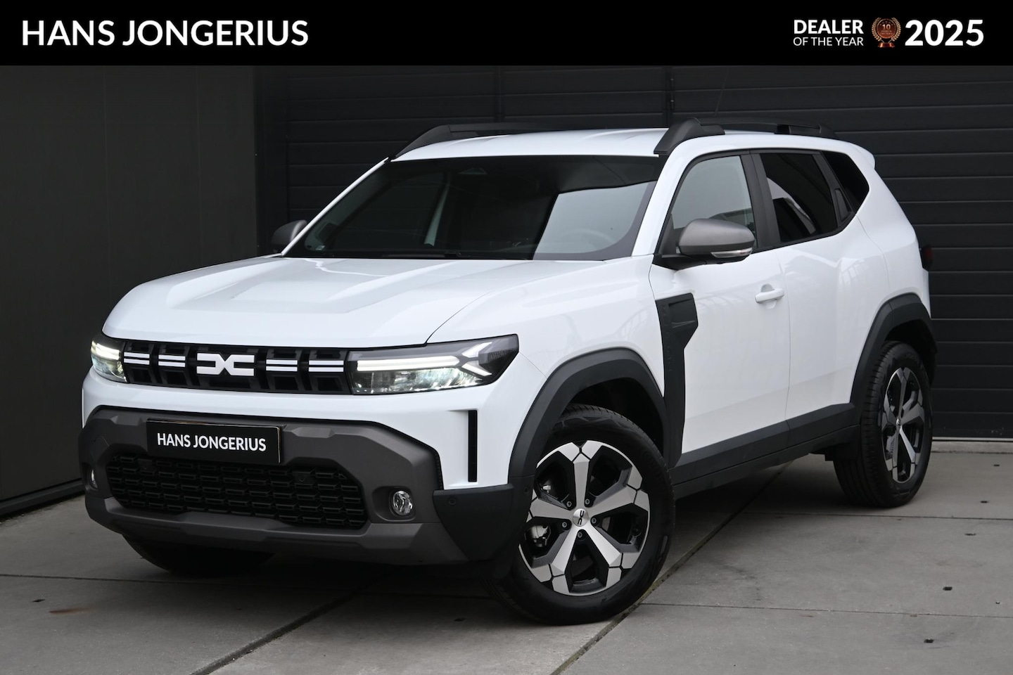 Dacia Duster - Hybrid 140 PK Journey | AUTOMAAT | 360 CAMERA | STUUR/STOELVERWARMING | NAVI | CRUISE CONT - AutoWereld.nl