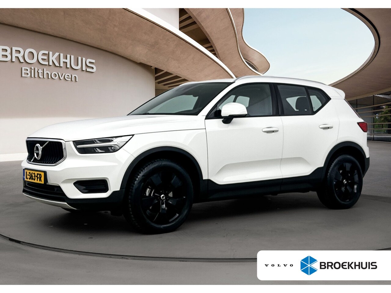 Volvo XC40 - 1.5 T2 Momentum | Trekhaak | Navigatie | Android Auto - Apple Carplay | 19inch LM | PDC ac - AutoWereld.nl