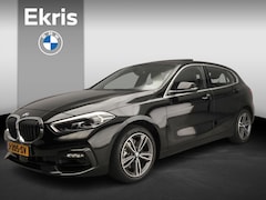 BMW 1-serie - 5-Deurs 118i | LED | Navigatie | Active cruise | Schuifdak | Sportstoelen | Chrome line |