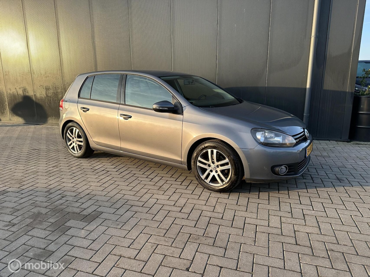 Volkswagen Golf - 1.2 TSI Trendline BlueMotion 1e eigenaar - AutoWereld.nl