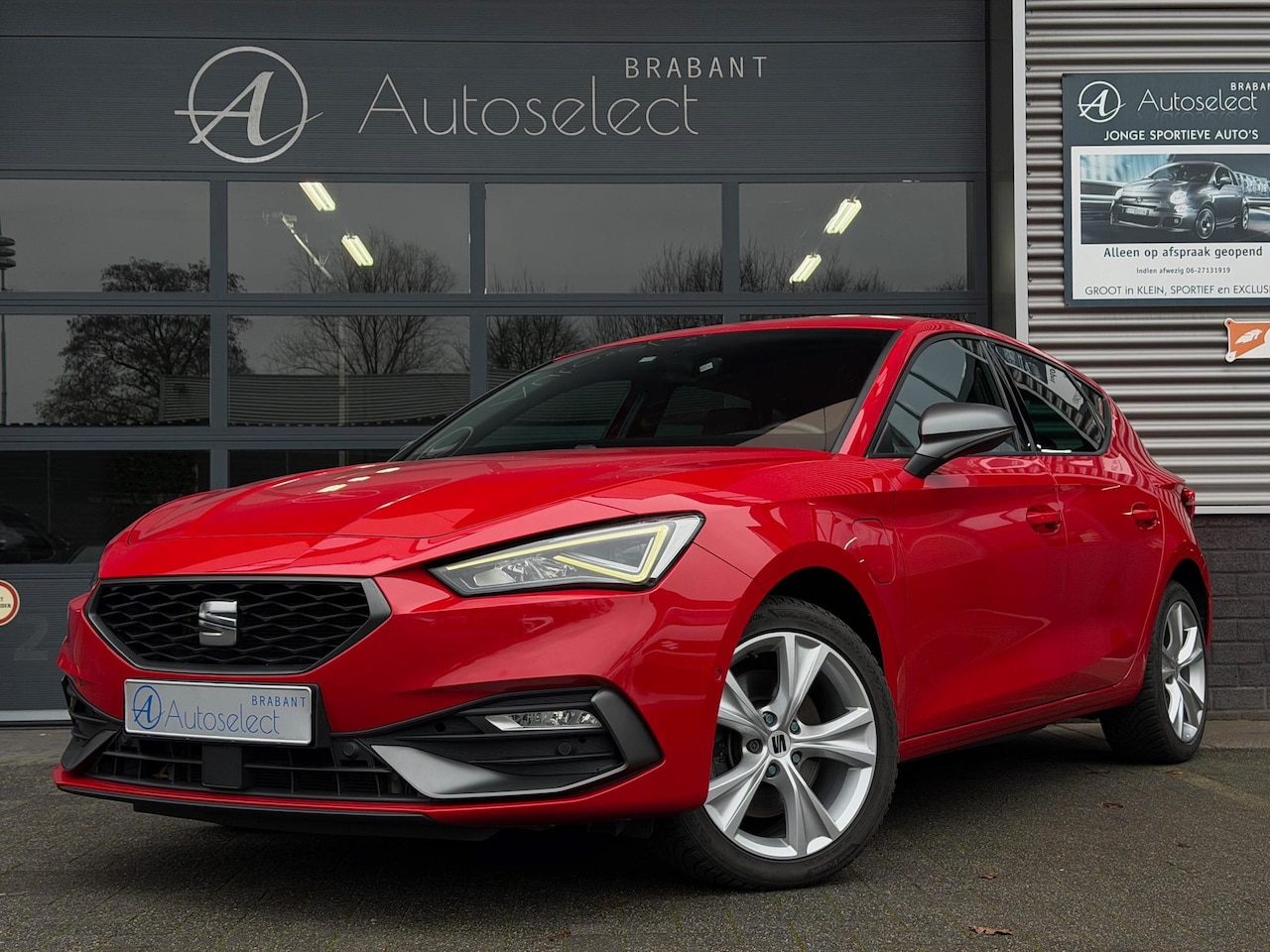 SEAT Leon - 1.4 TSI eHybrid PHEV FR CarPlay Camera ACC - AutoWereld.nl