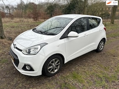 Hyundai i10 - 1.0i i-Motion Premium APK t/m 15-08-2026
