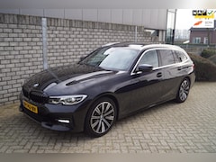 BMW 3-serie Touring - 330i High Executive Edition Sport Line Autom Panodak Leder Sportst Stoelverw Navi Camera C