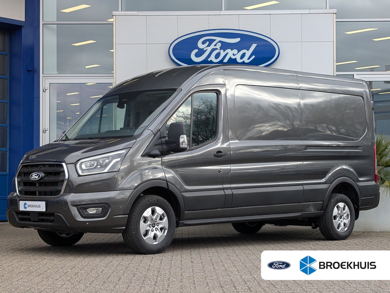 Ford Transit - 350 2.0 TDCI L3H2 Limited Zonder BPM | 360 camera | adaptieve cruise | 13-polige trekhaak - AutoWereld.nl
