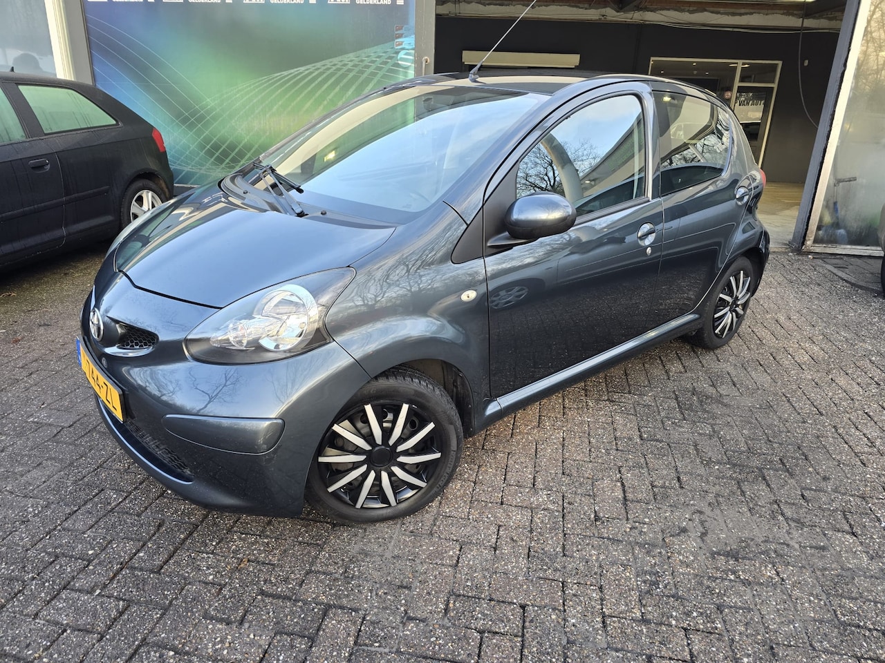 Toyota Aygo - 1.0-12V Access | NIEUWE APK | 12 MND GARANTIE | AIRCO | ELEC RAMEN | - AutoWereld.nl