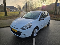 Renault Clio - 1.5 dCi Night & Day