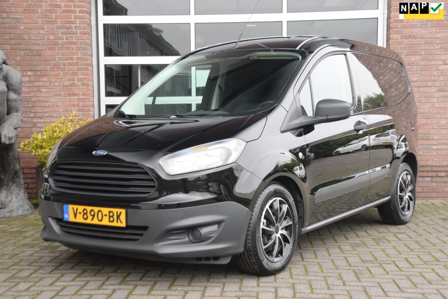 Ford Transit Courier - 1.5 TDCI Economy Edition | Airco | Recent onderhoud gehad | - AutoWereld.nl