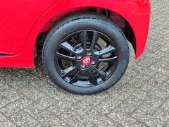 Toyota Aygo X - X-CITE BI-TONE PRIVACY GLASS NAVI 15'' LM-VELGEN CAMERA AIRCO BLUETOOTH NL-AUTO 1E-EIG