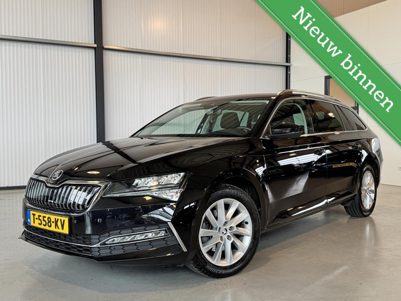 Skoda Superb Combi - 1.4 TSI 150kW iV PHEV Business Edition Plus|Adapt.Cruise|Camera|Trekhaak| - AutoWereld.nl