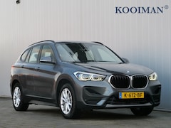 BMW X1 - xDrive25e eDrive Edition 220 Pk Automaat Navigatie / Leer / DAB / Camera / Stoelverwarming