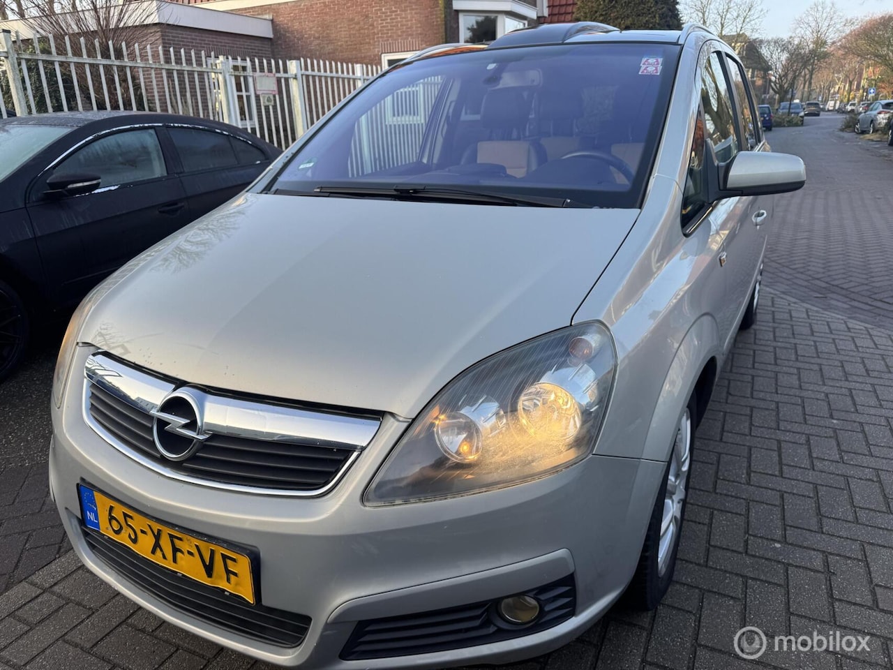Opel Zafira - 2.2 Executive 2.2 Executive - AutoWereld.nl