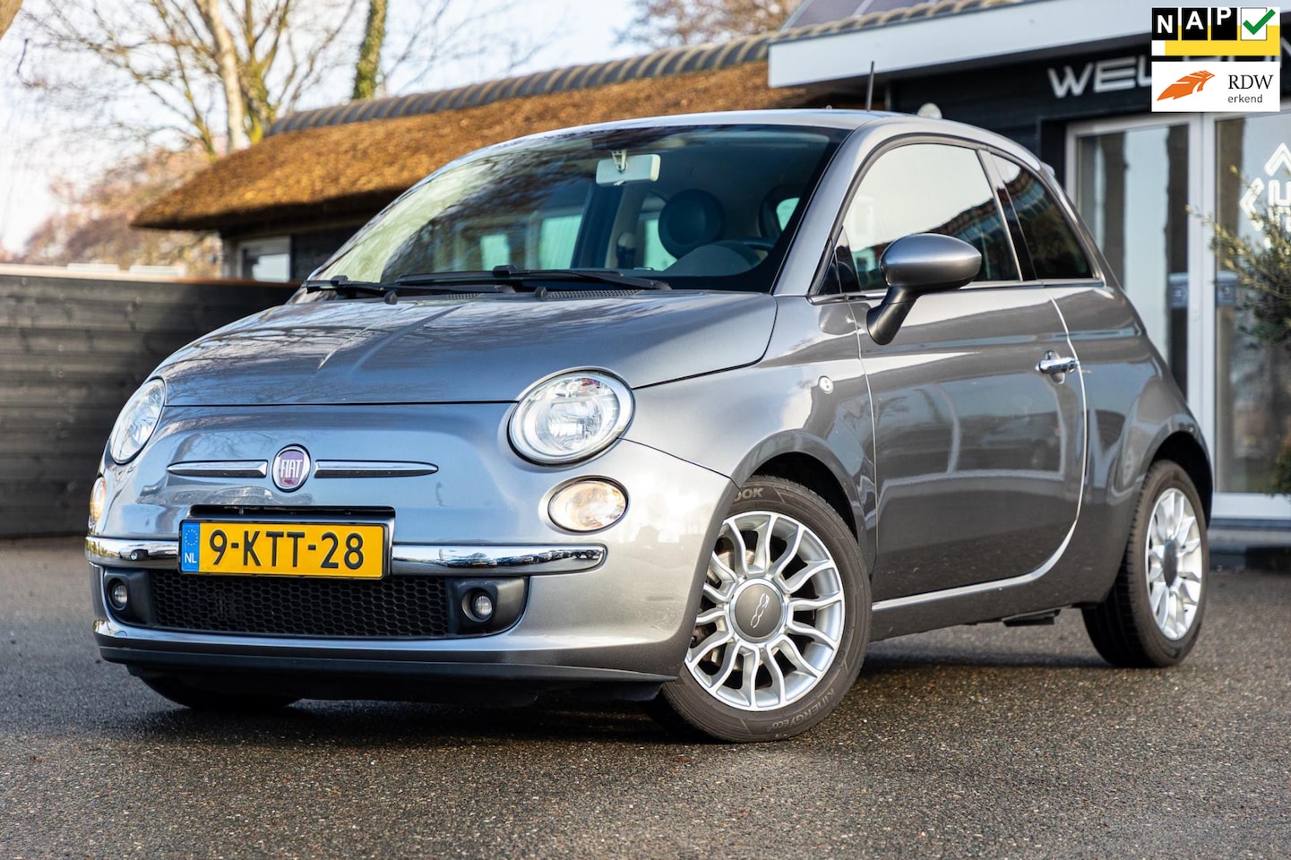 Fiat 500 - 0.9 TwinAir Lounge Automaat I Panoramadak I Blue&Me I NL Auto I Nap - AutoWereld.nl