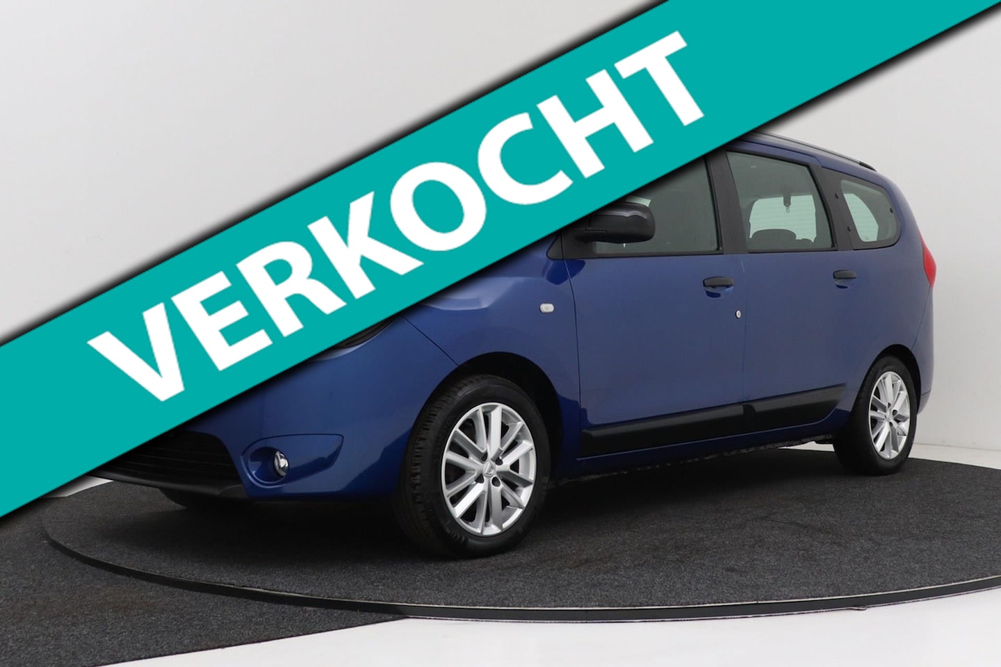 Dacia Lodgy - 1.3 TCe Comfort 7p. | Trekhaak | Dealer Ond. | Camera | CarPlay | Navigatie | Stoelverwarm - AutoWereld.nl