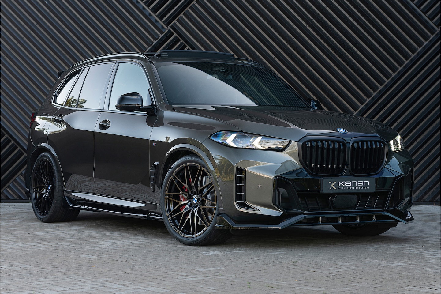 BMW X5 - xDrive50e LCI M-sport Pro ACC Pano M Seats Alcantara Achterasbest. Hemel Massage Stoelvent - AutoWereld.nl