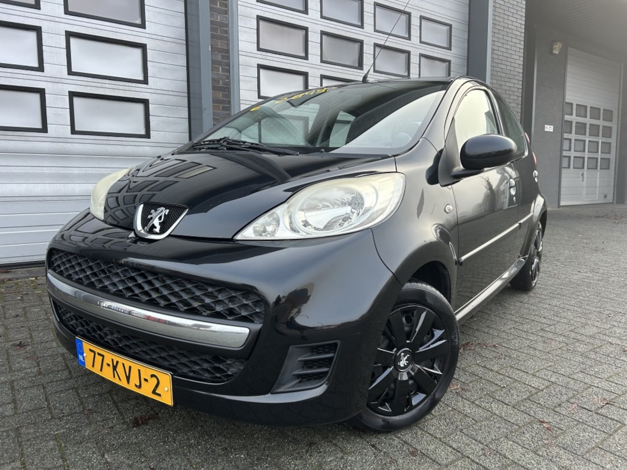 Peugeot 107 - 1.0 12V Sublime 5DRS Airco TOPSTAAT! NAP - AutoWereld.nl