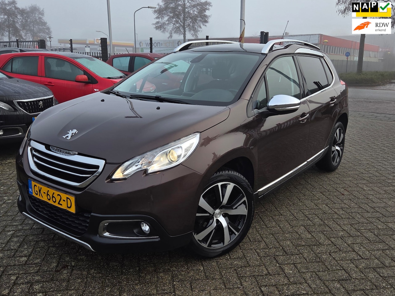 Peugeot 2008 - 1.2 PureTech Blue Lease Executive-PANO-AUTOMAAT - AutoWereld.nl
