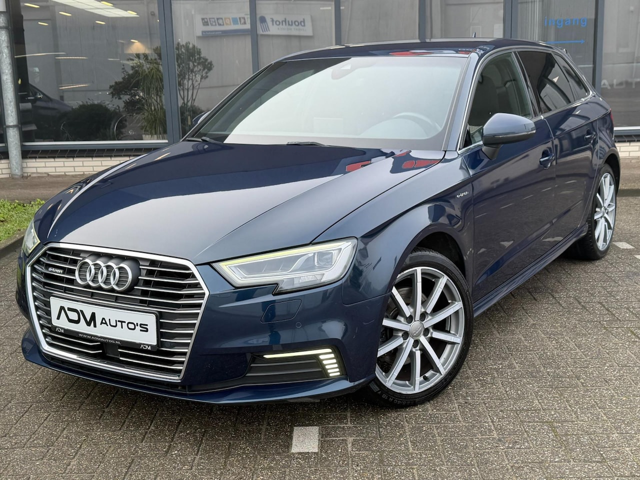 Audi A3 Sportback - 1.4 TFSI e-tron Sport - AutoWereld.nl
