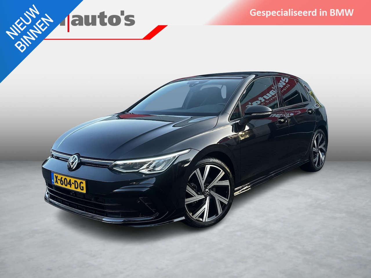 Volkswagen Golf - 1.5 eTSI R-Line Panorma - AutoWereld.nl