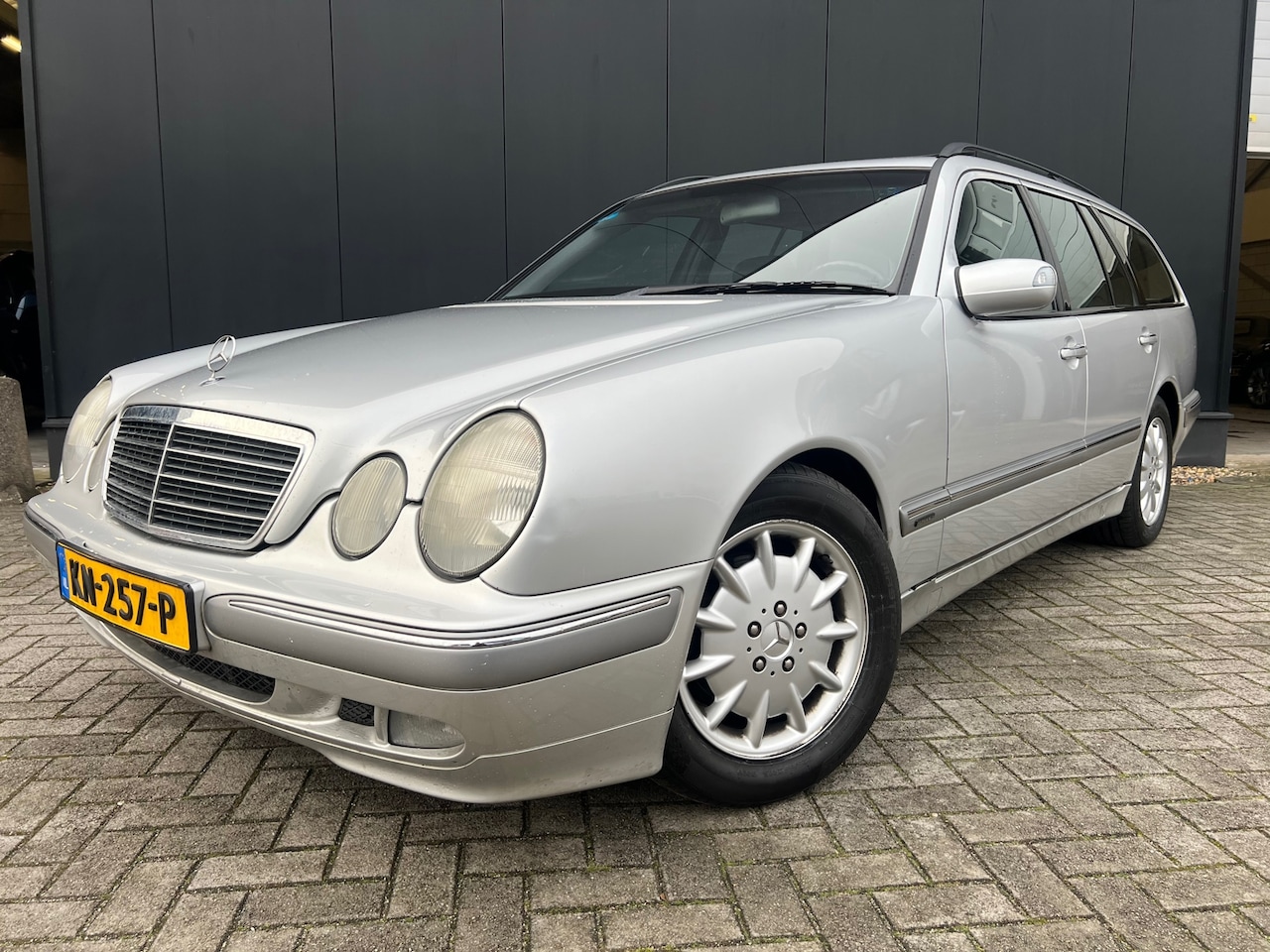 Mercedes-Benz E-klasse Combi - 200 Kompressor Aut/Lmv/Navi/Opknapper - AutoWereld.nl