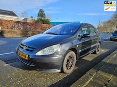 Peugeot 307 - 1.6-16V XT airco , nap , nieuwe apk