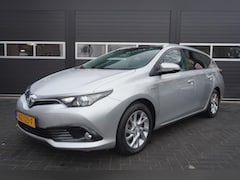 Toyota Auris Touring Sports - 1.8 Hybrid Business Aut/Camera/Pano.dak/Navi/Airco/Trekhaak