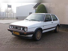 Volkswagen Golf - 1.8 GTI
