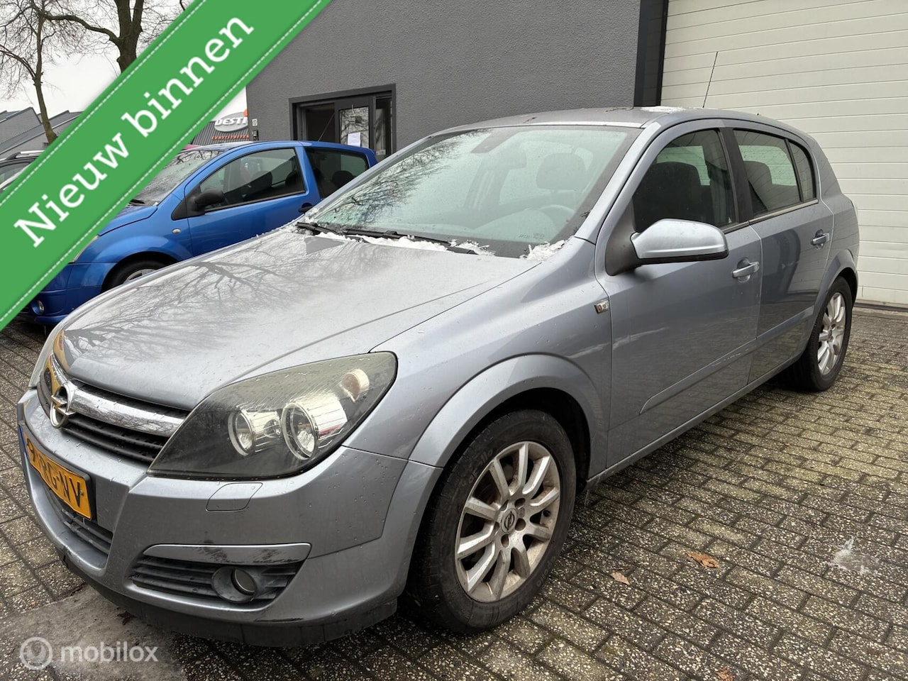 Opel Astra - 1.8 Elegance / AUTOMAAT / AIRCO / TREKHAAK / - AutoWereld.nl