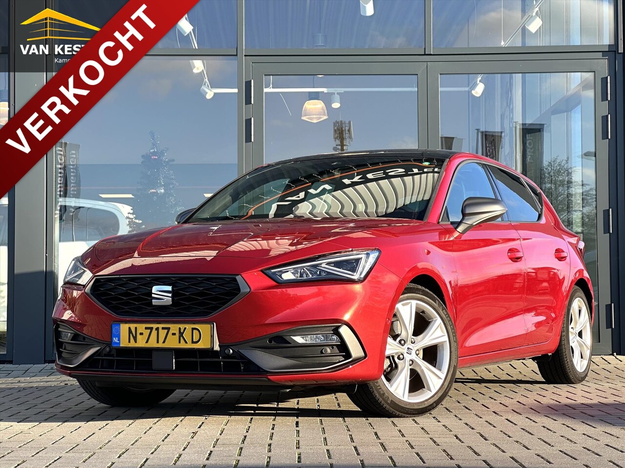 SEAT Leon - 1.0 TSI 110pk FR Business Intense | Pano | Alcantara | Cam. | Stoelverw. | LED | DAB | NAV - AutoWereld.nl