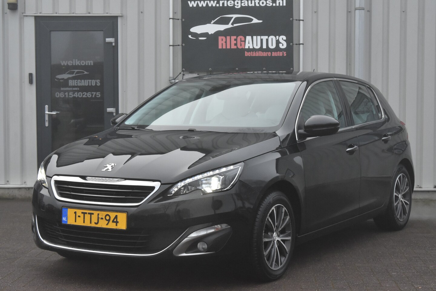 Peugeot 308 - 1.6 THP Première – 2014 | NL Auto | Dealeronderhouden | Camera | Navi | Cruise | Climate | - AutoWereld.nl