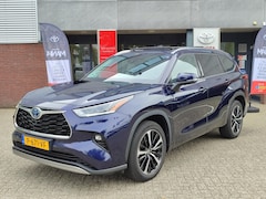 Toyota Highlander - 2.5 AWD Hybrid BUSINESS PLUS PANODAK LEER STOELVERW PARK-SENSOREN 20'' LM-VELGEN NAVI APPL