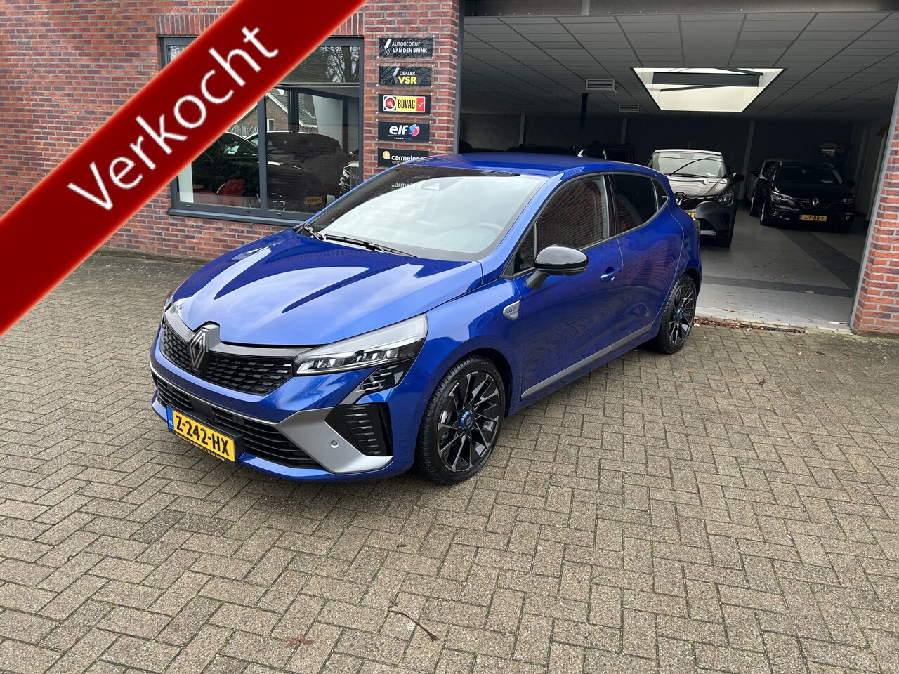 Renault Clio - 1.6 E-Tech Full Hybrid 145 esprit Alpine/Bose/360 Camera/Pack winter/All season - AutoWereld.nl