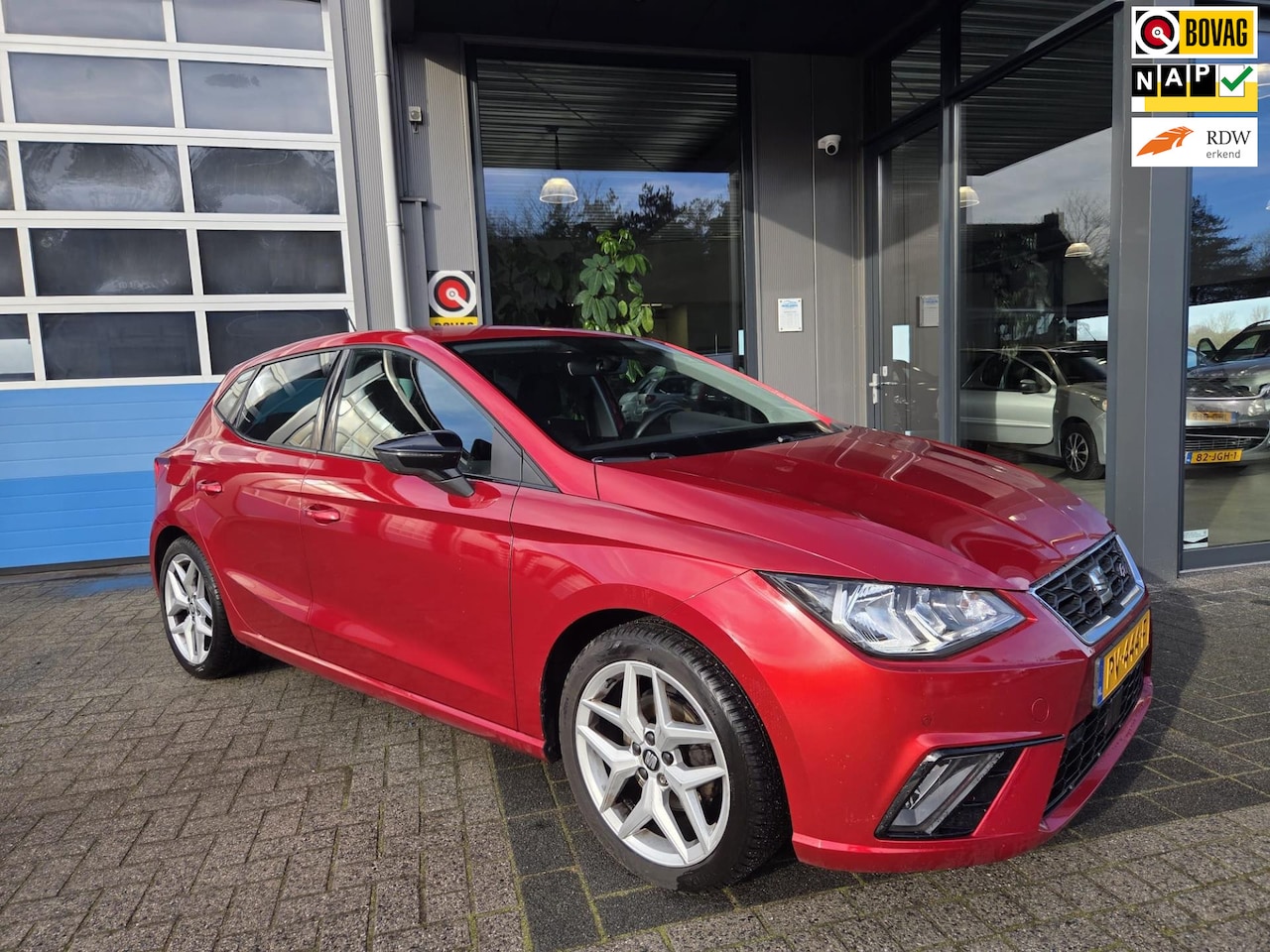 SEAT Ibiza - 1.0 TSI FR Business Intense * Navigatie/Telefoon. - AutoWereld.nl