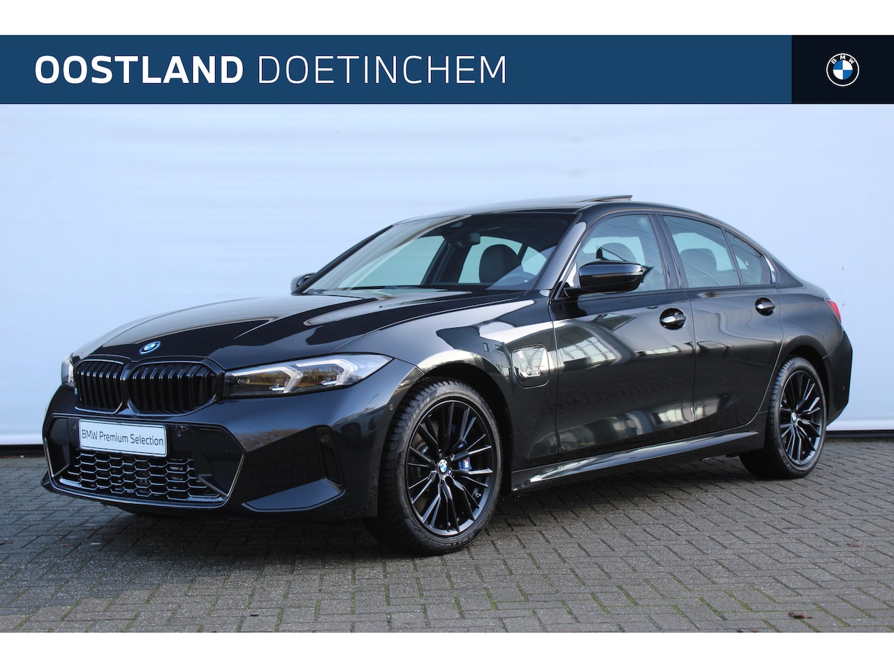 BMW 3-serie - 320e High Executive M Sport Automaat / Schuif-kanteldak / Trekhaak / Sportstoelen / Comfor - AutoWereld.nl