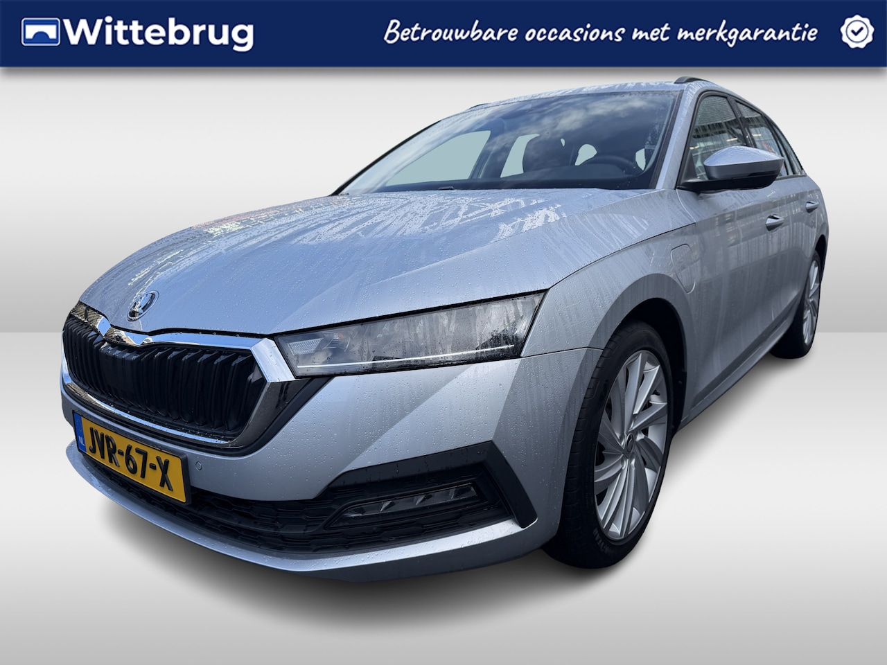 Skoda Octavia Combi - 1.4 TSI 204pk iV PHEV Ambition DSG Automaat Virtual Cockpit / Parkeersensoren / LED verlic - AutoWereld.nl