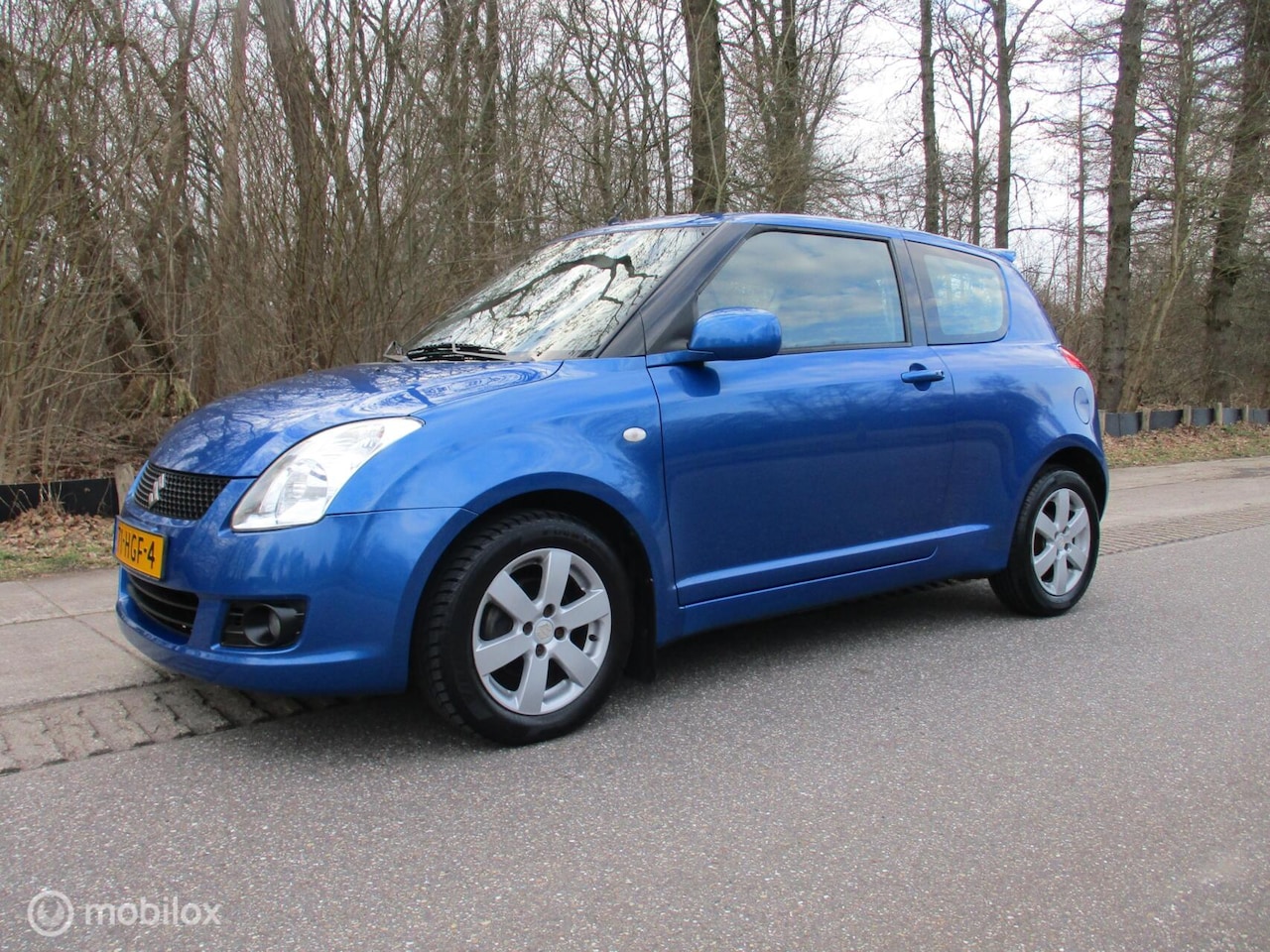 Suzuki Swift - 1.3 Bandit apk 03-02-2027 airco - AutoWereld.nl