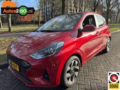 Hyundai i10 - 1.2i Automaat I Navi I AppleCarplay Android-Auto I Parkeersensoren I lane dept. I rijklaar