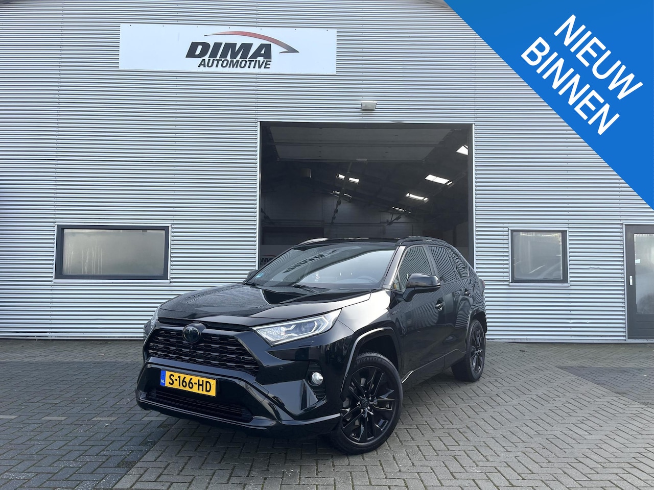 Toyota RAV4 - 2.5 Hybrid AWD Black Edition 2.5 Hybrid AWD Black Edition - AutoWereld.nl