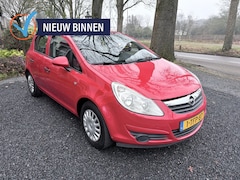 Opel Corsa - 1.2i/16V Selection (Airco, Trekhaak) 5 deurs