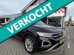 Volkswagen T-Roc - 1.5 TSI Style Automaat/Apple Carplay RIJKLAARPRIJS