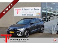 Volkswagen T-Roc - 1.5 TSI 3x R-Line Automaat/Panoramadak/Trekhaak afneembaar/Navigatie/Virtual cockpit/Adapt