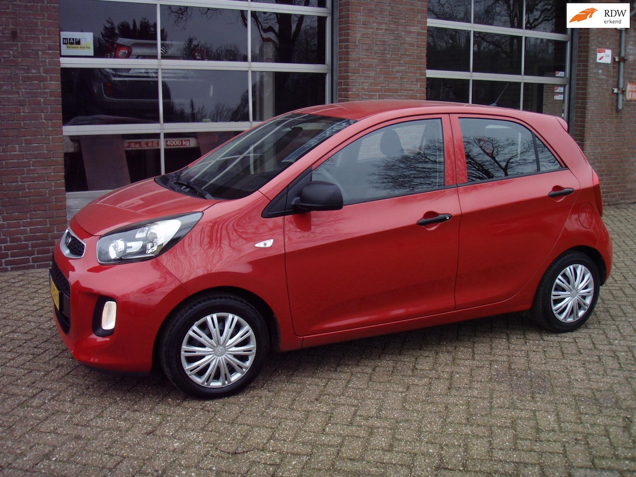 Kia Picanto - 1.0 CVVT EconomyLine 1.0 CVVT EconomyLine - AutoWereld.nl