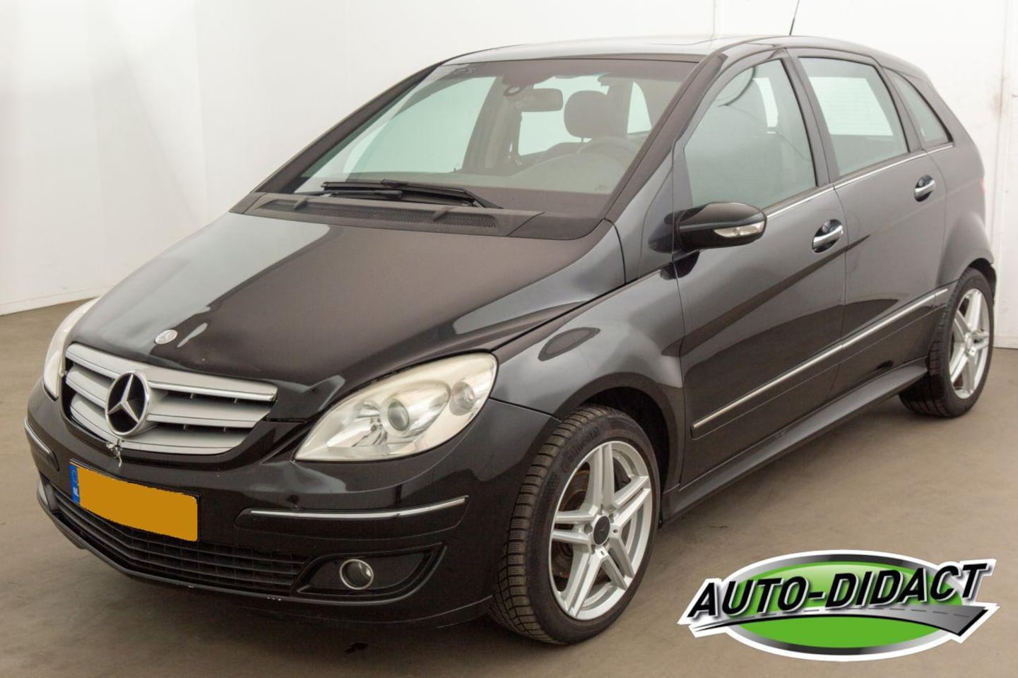 Mercedes-Benz B-klasse - 200 Automaat Pano - AutoWereld.nl