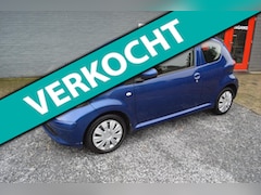 Toyota Aygo - 1.0-12V + Airco Stuurbekrachtiging Jaar Garantie