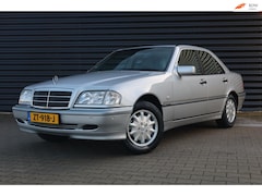Mercedes-Benz C-klasse - 240 ELEGANCE / ELEKTRISCHE RAMEN / AIRCO / ORIGINELE STAAT